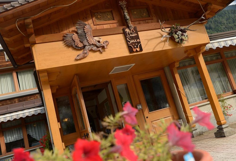 Outdoor Pictures 22
