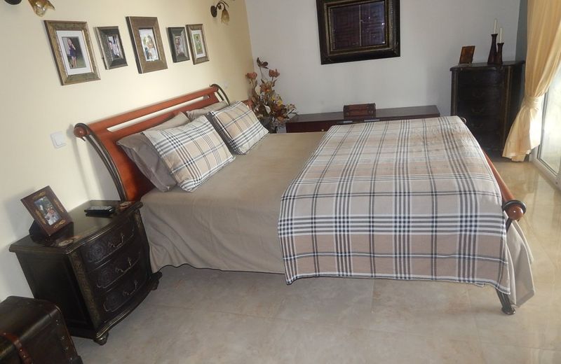 Peggy's Villa-House with private pool 25' from Athens Intl Airport