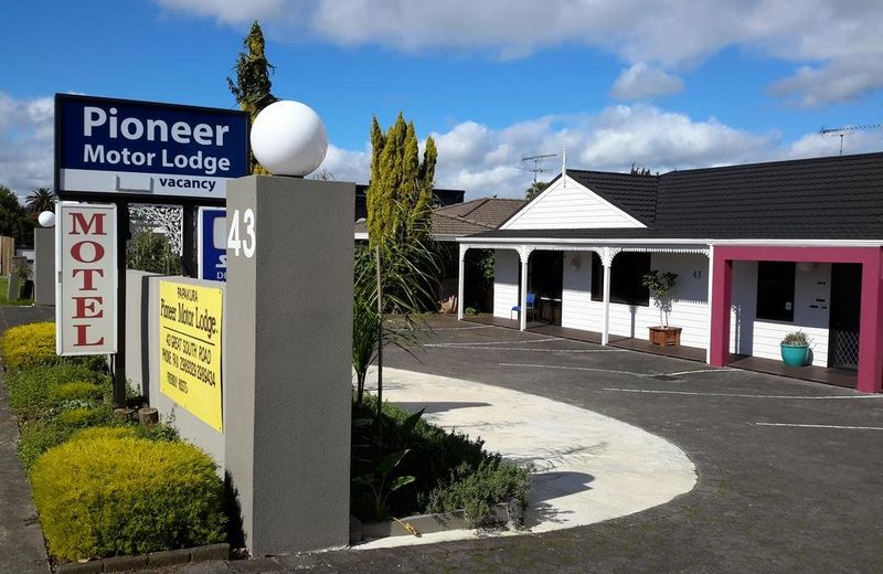 Papakura Pioneer Motor Lodge and Motel