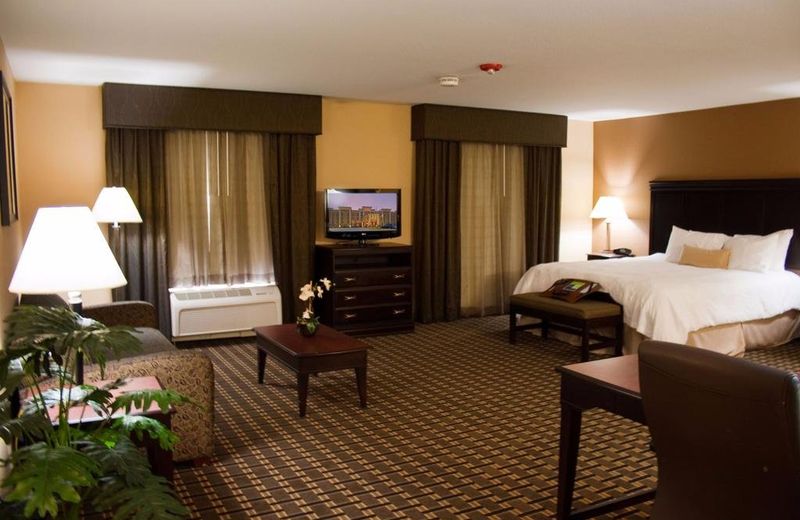 Hampton Inn & Suites Pine Bluff