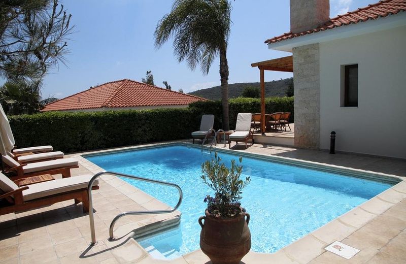 Eve Pissouri Soultanina Villa