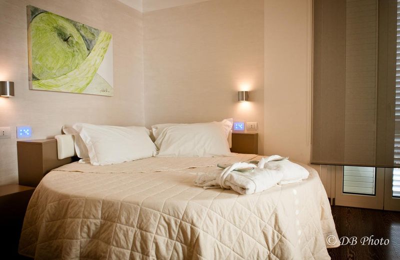 Life Hotel