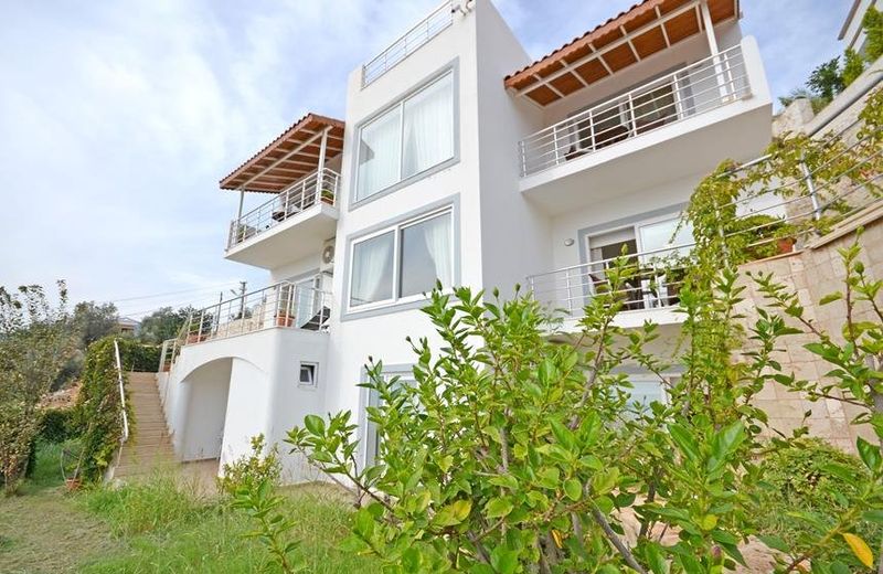 Serap Villa