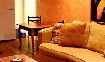 New Buffalo Inn & Spa
