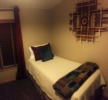Bluff Vacation Rentals by Stone Lizard Lodging