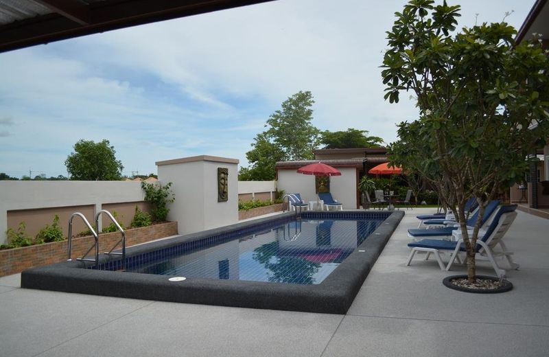 4 Palms Resort Hotel