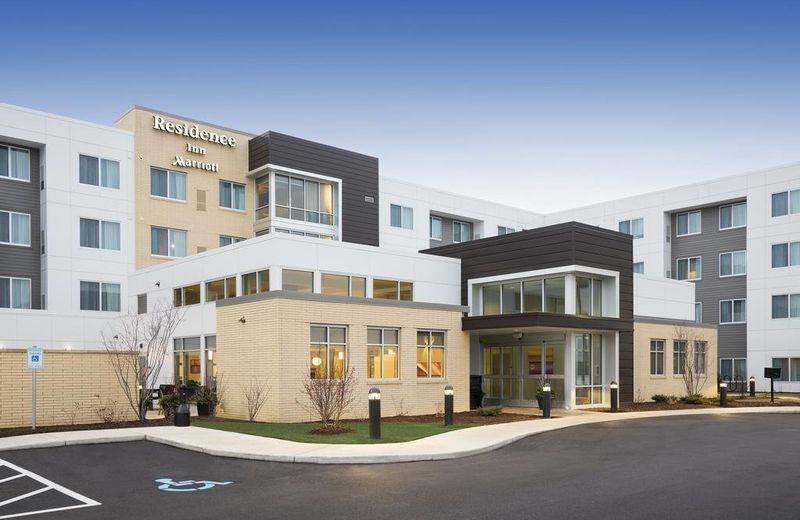 Residence Inn by Marriott Milwaukee West