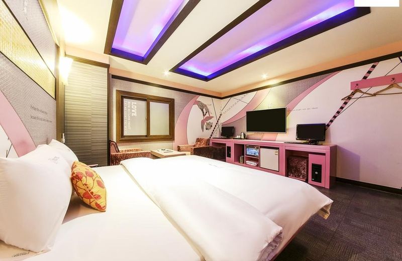 Lin Hotel