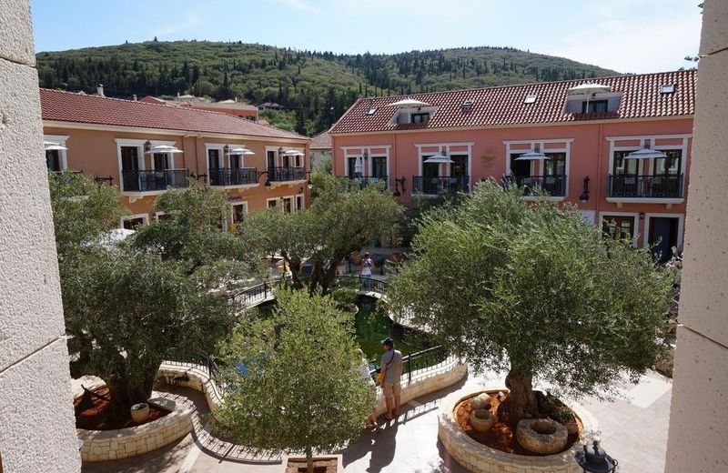 Balhambra Suites - Adults Only