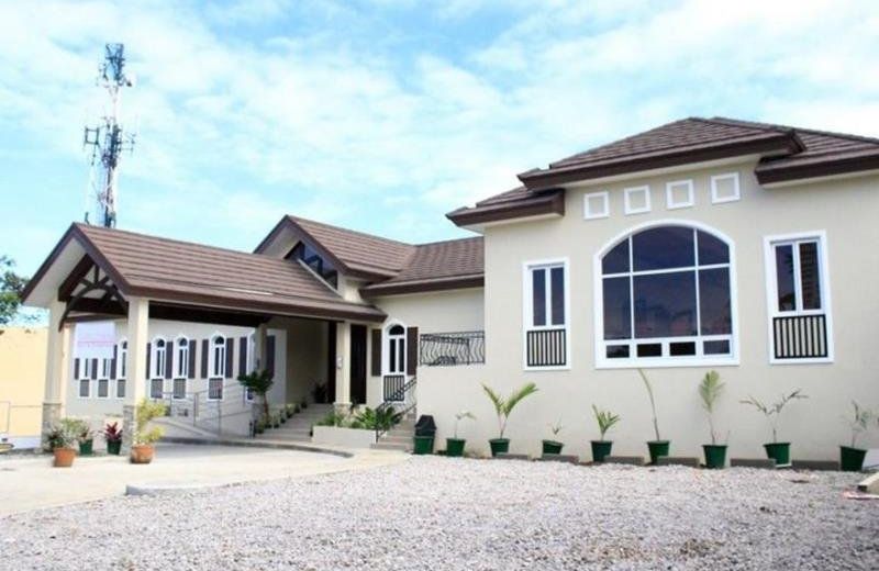 Country Chateau Hotel