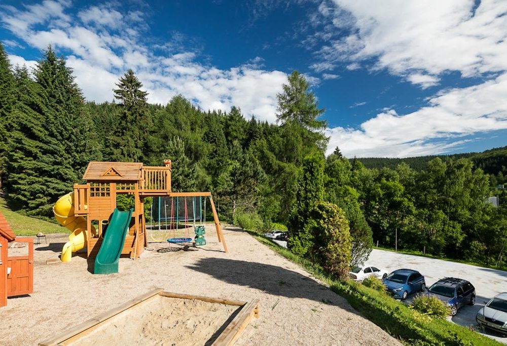 Outdoor Pictures 23