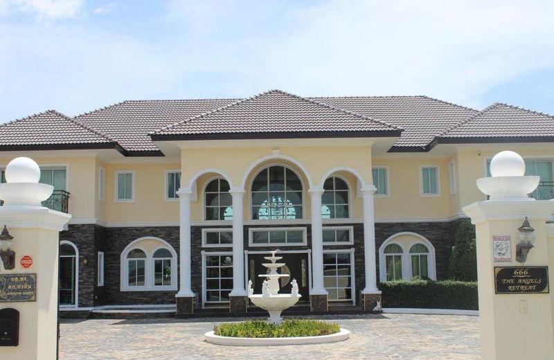 The Mansion
