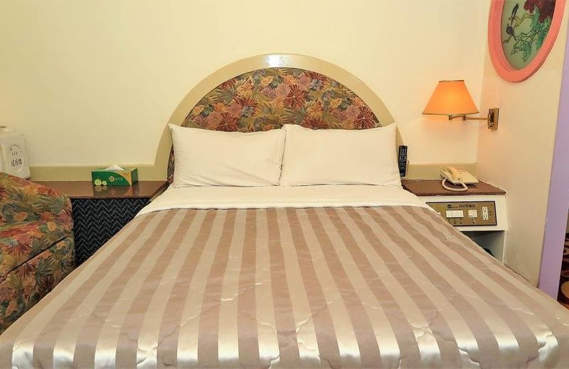 Good Hotel