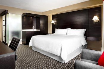 Four Points by Sheraton Mississauga Meadowvale
