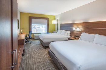 Holiday Inn Express & Suites - Omaha - 120th and Maple, an IHG Hotel