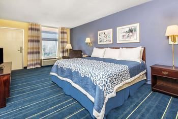 Days Inn by Wyndham South Hill