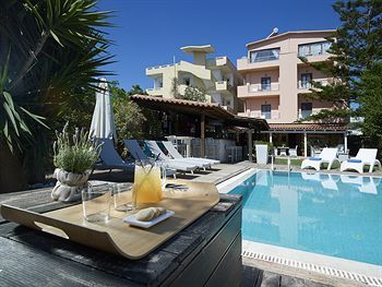 Georgia's Garden Hotel