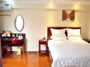 GreenTree Inn YangZhou Slender West Lake WenChang Attic Express Hotel