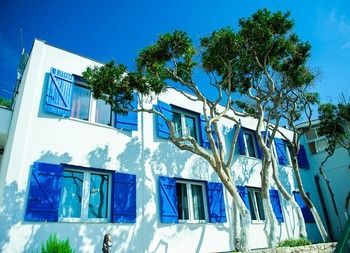 Beach Hotel