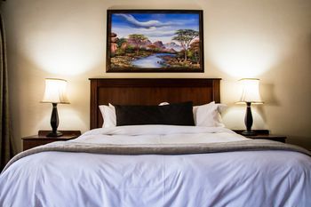 Flamingo's Nest Guest House & Conference Centre