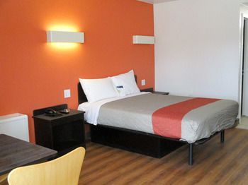 Motel 6-Schenectady, NY
