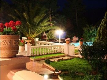 Outdoor Pictures 13