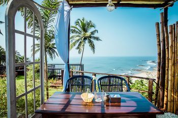 Aria Beach Resort