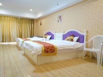 Nanjing TY Holiday Hotel