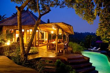 Outdoor Pictures 24