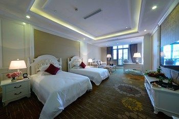 Kaiyuan Manju Select Hotel(Hongqiao Hub National Exhibition Center Store)