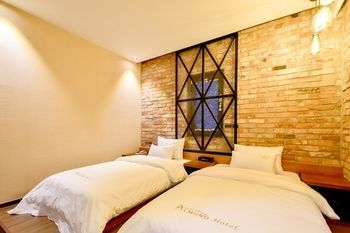 Masan Almond Hotel