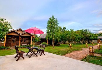 Outdoor Pictures 24