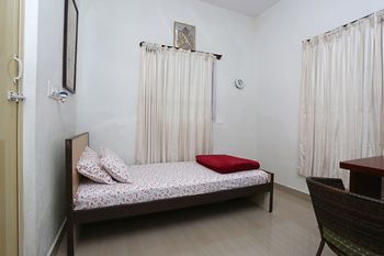 OYO 9157 Home Cozy Studio Hill Top Madikeri