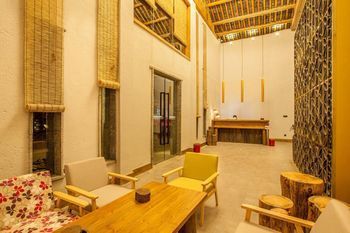 Yuexi A'xia Manor Hotel