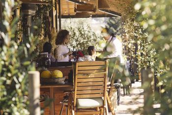 Outdoor Pictures 24