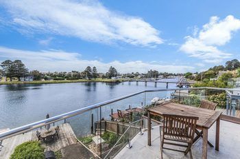 Outdoor Pictures 24