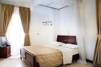 Sheron Hotel.