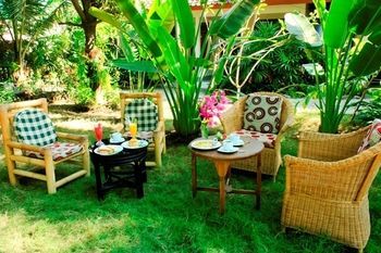 Outdoor Pictures 24