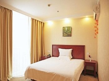 GreenTree Inn Nantong Hai'an Mingzhu City Express Hotel