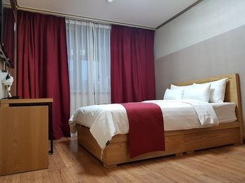 Business JOY Hotel