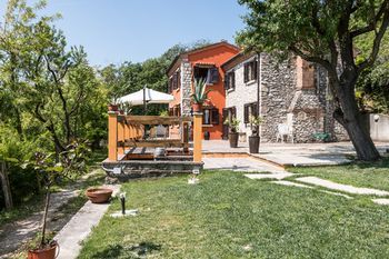 Outdoor Pictures 24