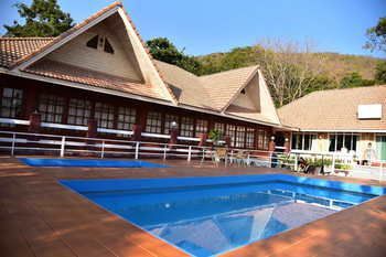Royal Green Valley Resort
