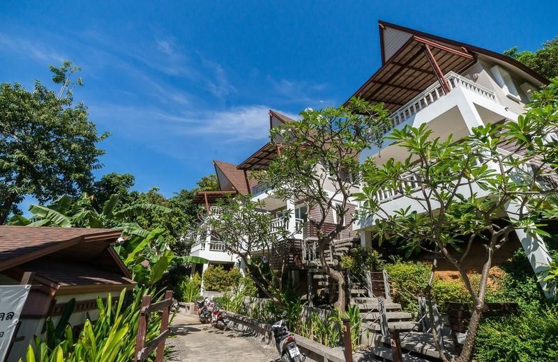 Cocohut Village Beach Resort & Spa