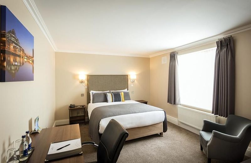 Sandymount Hotel