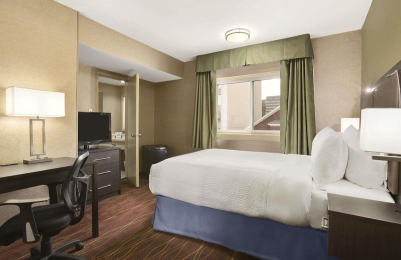 Days Inn by Wyndham Ottawa