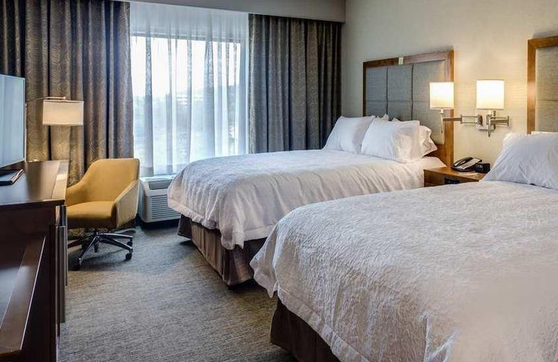 Hampton Inn & Suites - Knoxville Papermill Drive, TN