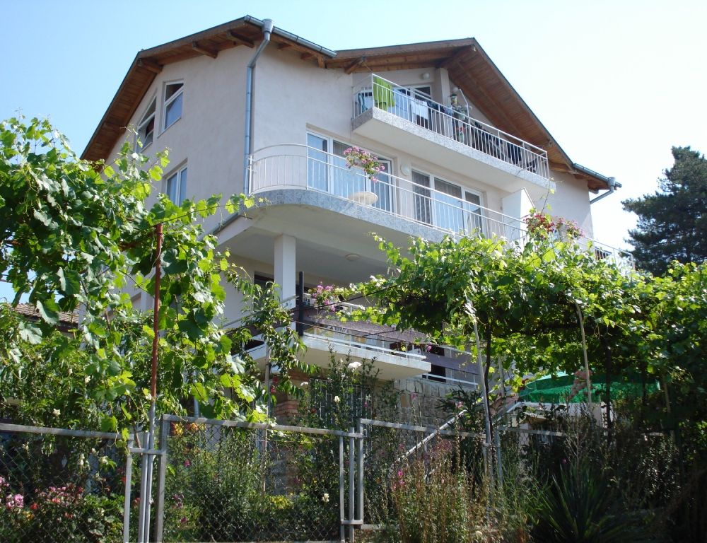 Outdoor Pictures 1