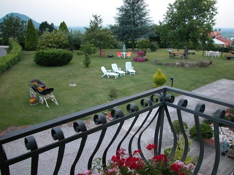 Outdoor Pictures 10