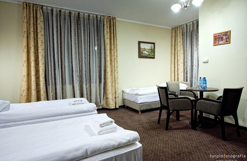 Hotel Lord Krosno