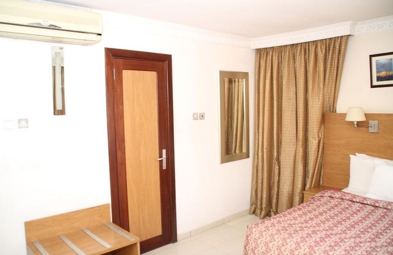 BEC Suites